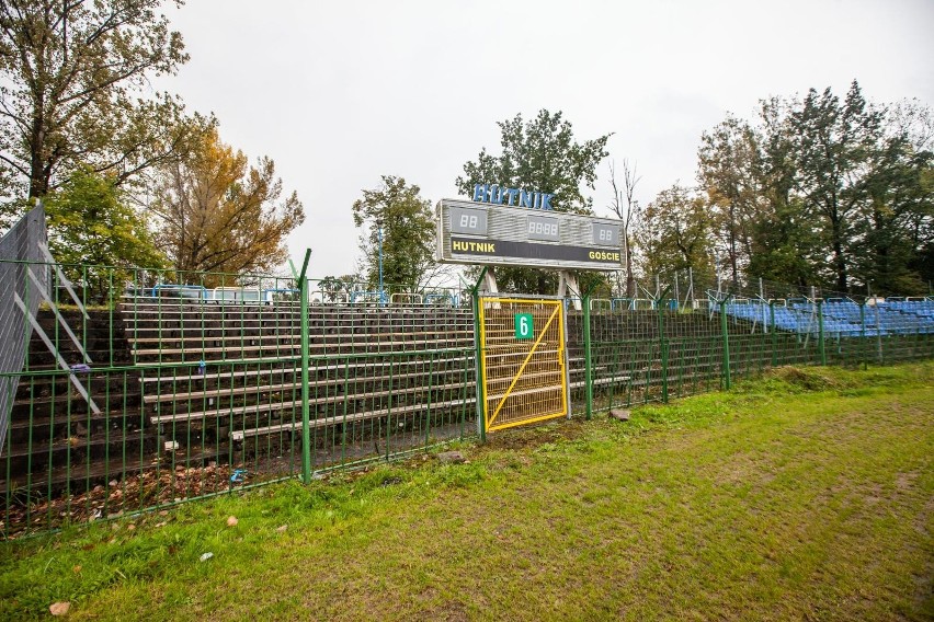 Kraków. Rozpoczął się remont stadionu Hutnika. Obiekt ma zostać przystosowany do meczów II ligi
