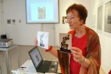Żona autora Biruty opowiadała kielczanom o  życiu artysty