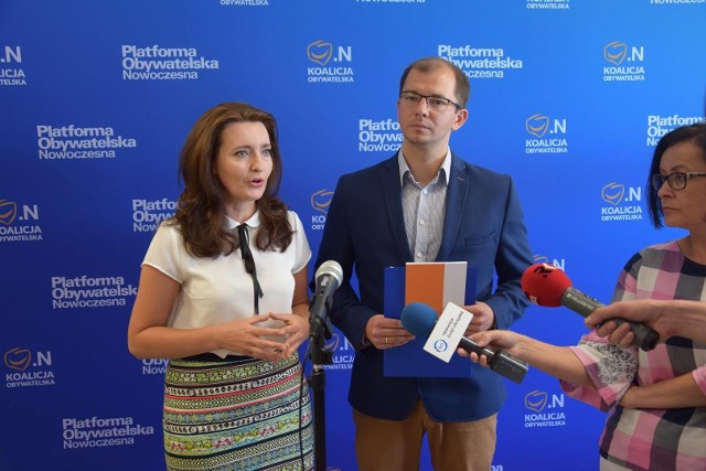 Marzena Okła-Drewnowicz i Michał Braun.