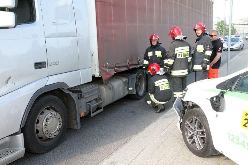 Wypadek przy mostach Warszawskich - 6.05.2016