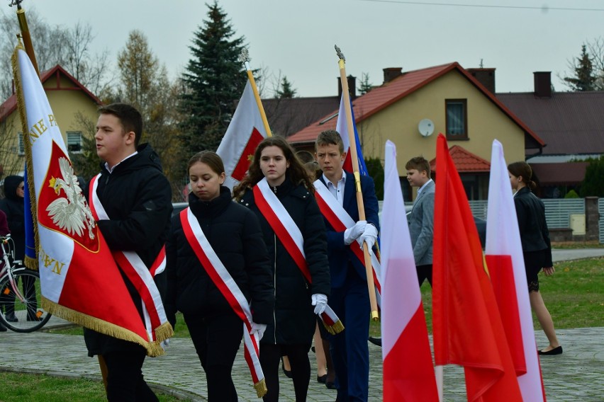 Narodowe Święto Niepodległości w Jedlni-Letnisko. Oddano hołd bohaterom. Zobacz zdjęcia