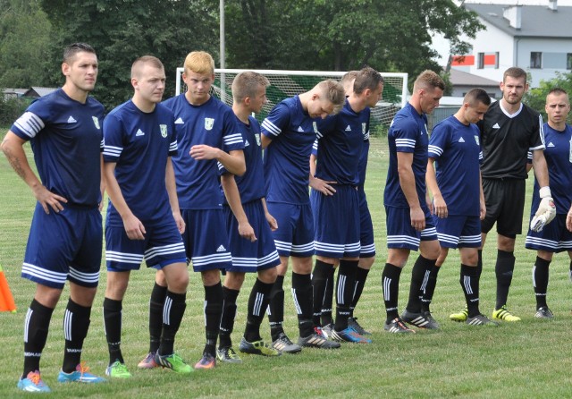 Piłkarze Olimpii Pogoń Staszów wzbogacili się o trzy punkty w czwartej lidze świętokrzyskiej.