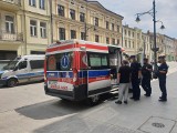 Piotrkowska: Pobili się o... miejsce parkingowe. Interweniowało pogotowie i policja ZDJĘCIA