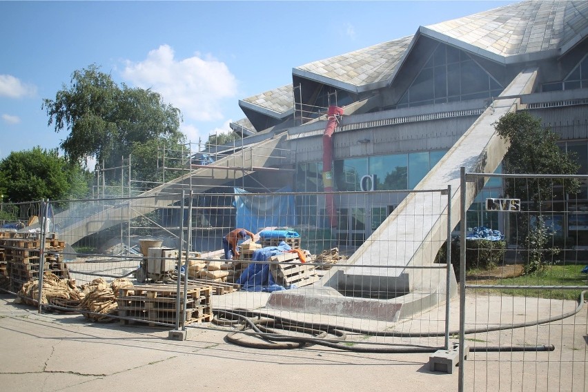 Co jakiś czas poznańska Arena jest "reanimowana"