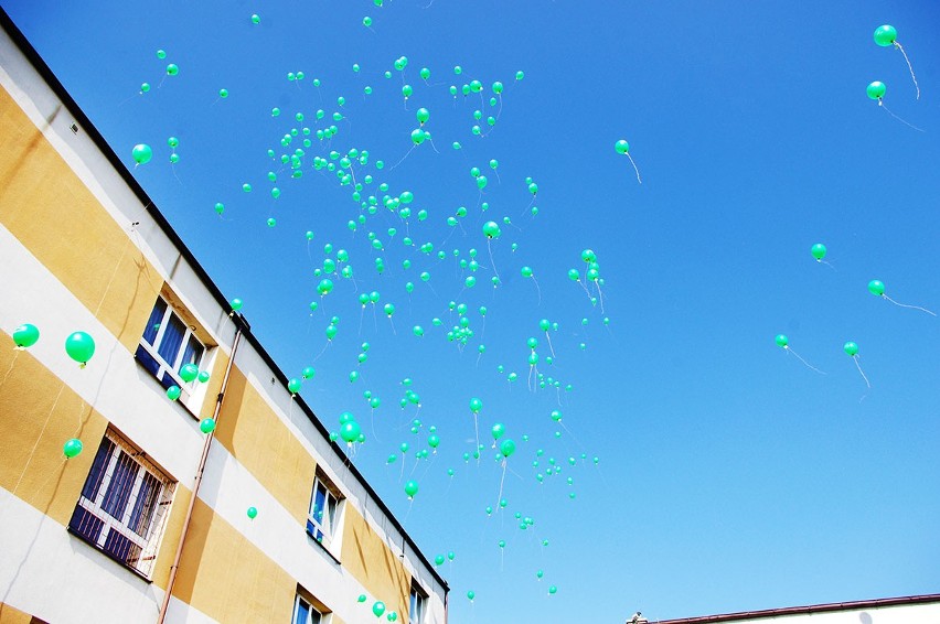 300 zielonych baloników na powitanie wiosny w Strzyżowicach [ZDJĘCIA]