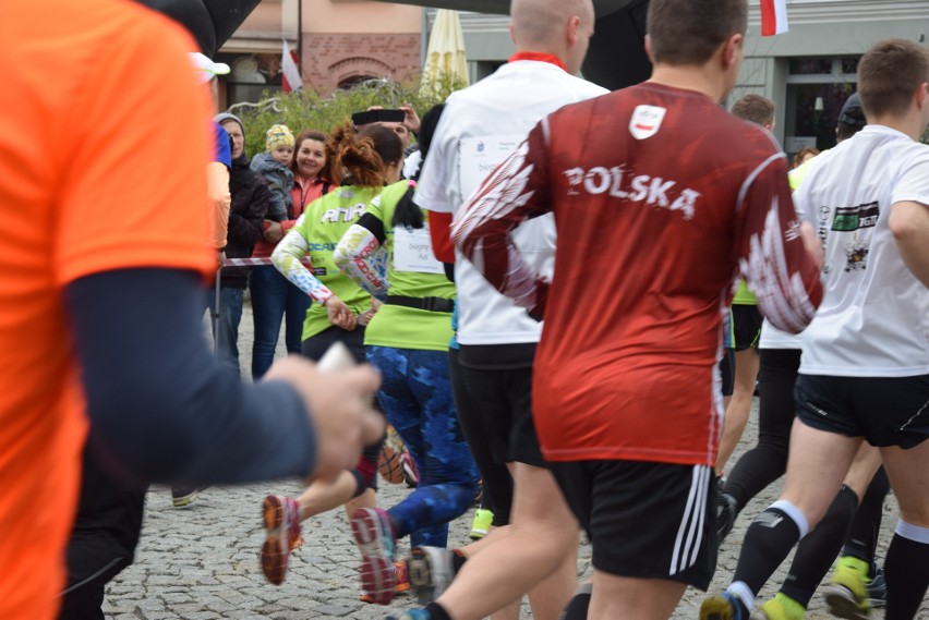 II Tarnogórski Półmaraton: Ponad 300 osób pobiegło dla Asi