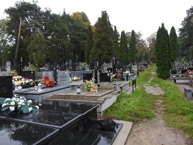 Sanepid przerwał uroczystości pogrzebowe pod Bielskiem...