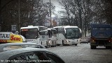 Wrocław: Autobusy blokują ul. Suchą. Tymczasowy dworzec PKS jest za mały?