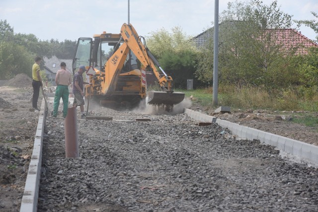 Tak wyglądał pierwszy etap prac przy remoncie ulicy Rumiankowej. Zmiany w gminie Świdnica. Co nowego dzieje się w tym regionie województwa?