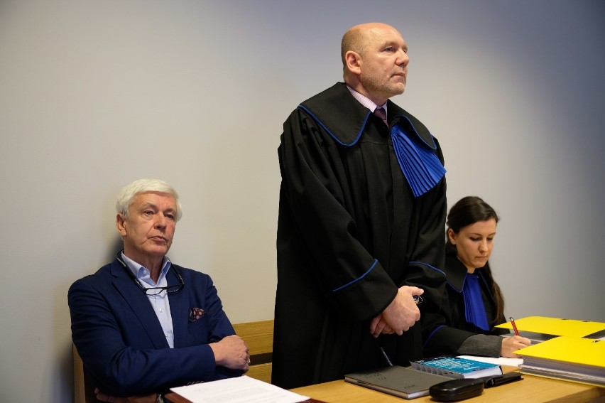 Jacek Profaska przed sądem domaga się przywrócenia do pracy...