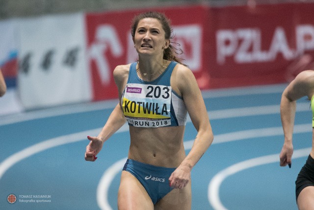 Martyna Kotwiła zdobyła dwa z sześciu medali dla RLTL ZTE Radom podczas Halowych Mistrzostw Polski U18 i U20 w Toruniu. Pobiła też rekord Polski.