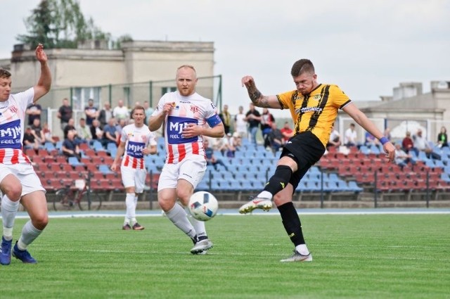 W meczu 24. kolejki 4 ligi woj.kujawsko-pomorskiej Sparta Brodnica pokonała Polonię Bydgoszcz 2:0.