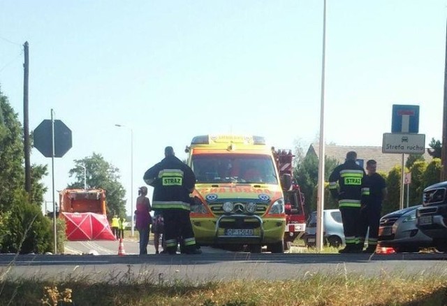 Policja ustala okoliczności wypadku.