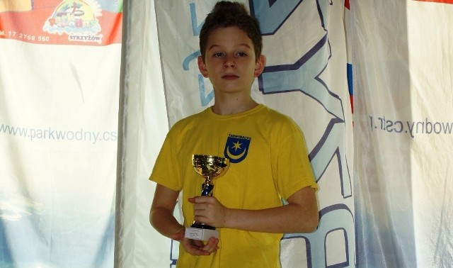 Szymon Skulski z Delfina Tarnobrzeg  był najlepszym zawodnikiem trzeciej edycji podkarpackiej ligi dzieci.