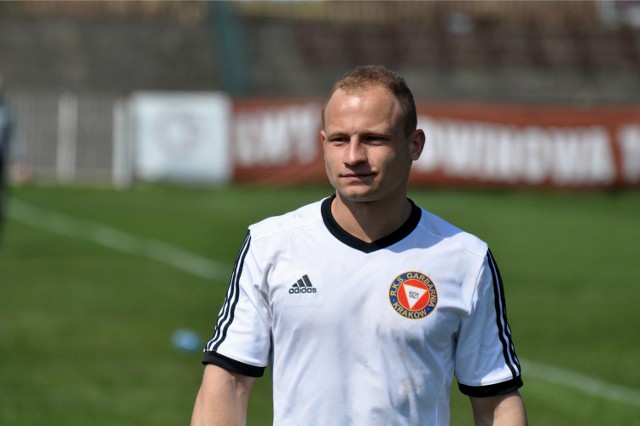 Marcin Siedlarz najpierw zdobył gola, potem zobaczył czerwona kartkę