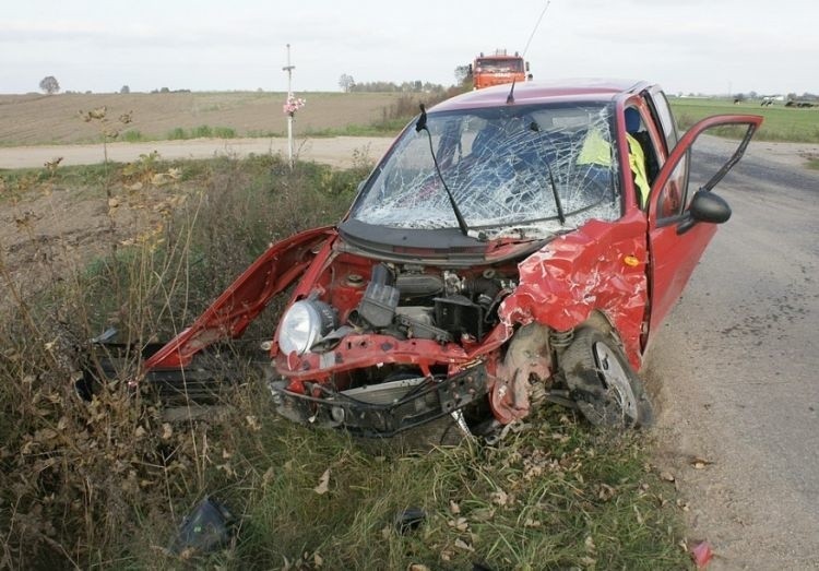 Jasionowo. Groźny wypadek na drodze. Zderzenie forda z daewoo (zdjecia)