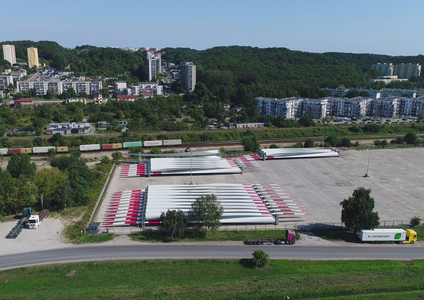 Na zdj. Port Gdynia, gdzie powstanie terminal instalacyjny...