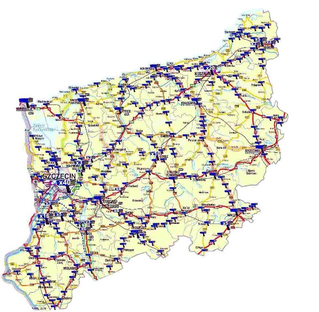 To poglądowa mapa, na której niebieskie ikonki oznaczają miejsca, w których mogą pojawić się radarowe patrole. Na pierwszy rzut oka jest ich zastraszająco dużo. Na szczęście drogówka nie będzie tu stać każdego dnia. Natomiast tylko w tych punktach będzie mogła mierzyć prędkość i wlepiać mandaty. MAPA RADARÓW - ZOBACZ