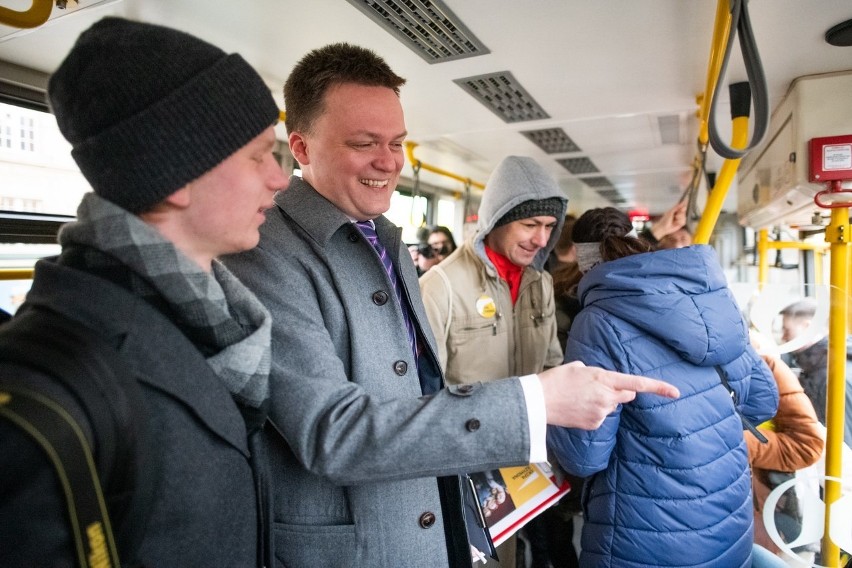 W środę w Poznaniu pojawił się Szymon Hołownia. Co robił w...