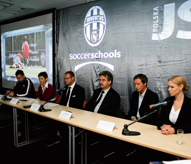 W 2012 roku Juventus Soccer Schools otwierano z wielką pompą