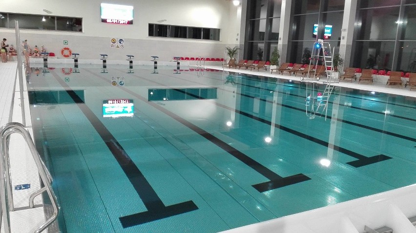 Nowa pływalnia w Białogardzie otwarta. Bilety na basen za pół ceny [wideo, zdjęcia] 