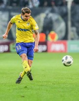Damian Zbozień, piłkarz Arki Gdynia: Legia wygrała zasłużenie. My walczyliśmy o twarz i honor