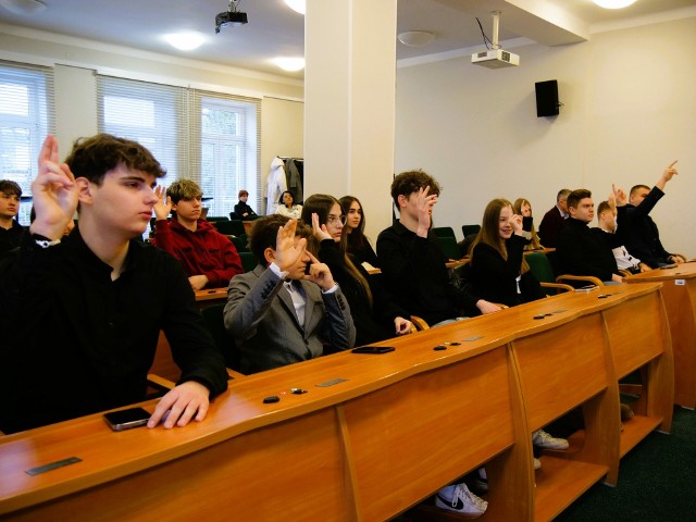 Obrady Młodzieżowej Rady Miasta w Stalowej Woli