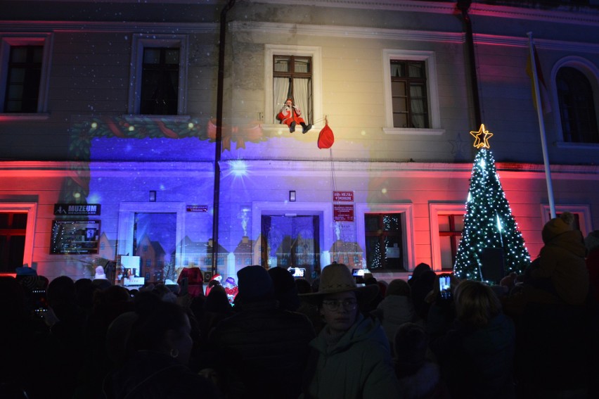 W Świebodzinie obchodzono mikołajki. Dzieci otrzymały...