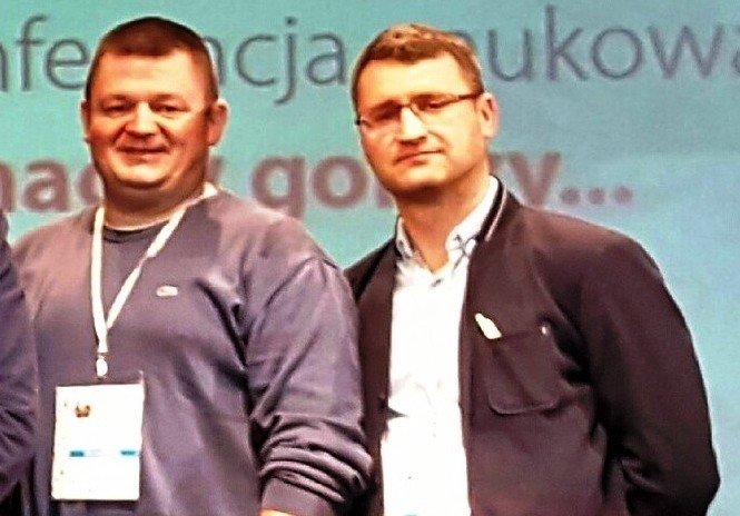 Robert Niedzwiecki (z lewej) i Kamil Stepnowski