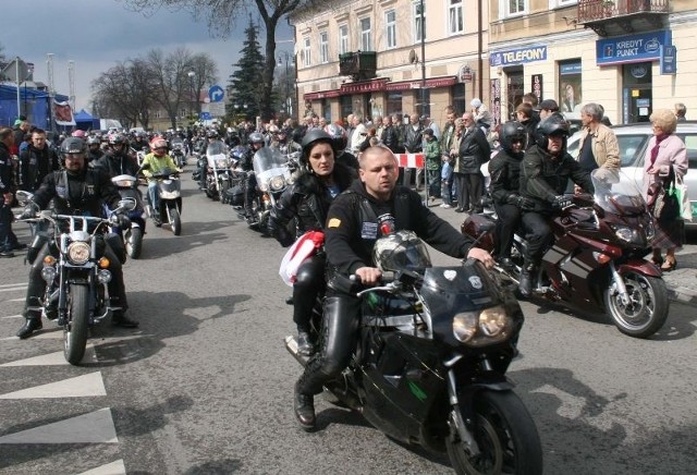 W ubiegłym roku motocykliści też przejechali przez miasto.