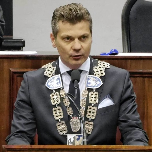 Mariusz Wołosz, prezydent Bytomia, zabrał głos w sprawie protestu kobiet.