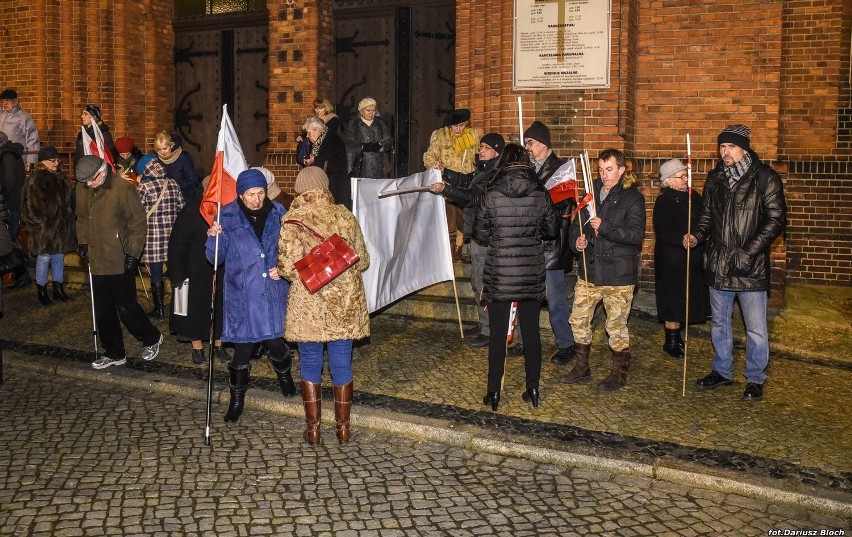 W piątek 13 lutego po mszy świętej w intencji Ojczyzny,...