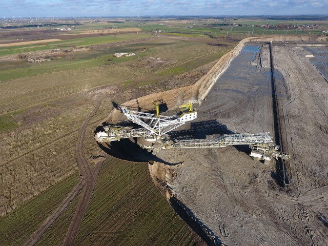 Greenpeace: - Koncern Zespół Elektrociepłowni PAK przegrał z nami w sądzie. Kopalnia: - Mamy ważną koncesję na eksploatację odkrywki!