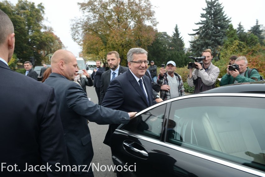 Prezydent Bronisław Komorowski zasadził dąb wolności [zdjęcia]
