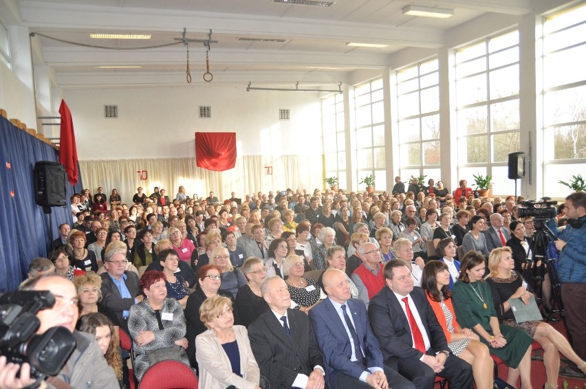 Szczecinecki "ekonomik" świętuje jubileusz zjazdem absolwentów [zdjęcia, wideo]
