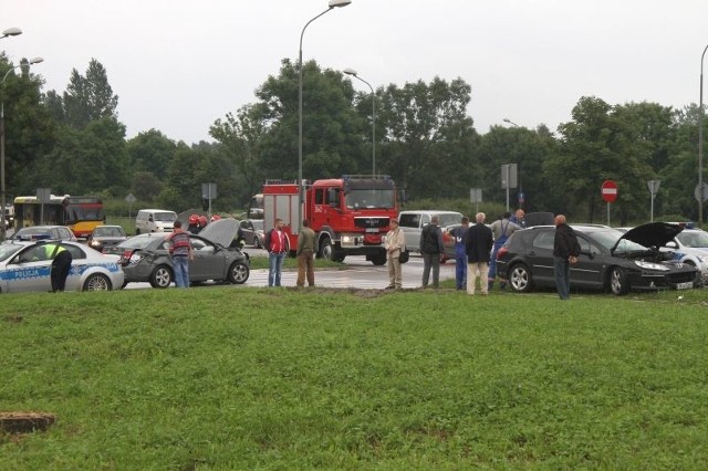 Wypadek na skrzyżowaniu w Kielcach  