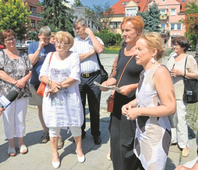 Mieszkańcy broniący muzeum spotkali się wczoraj z mediami