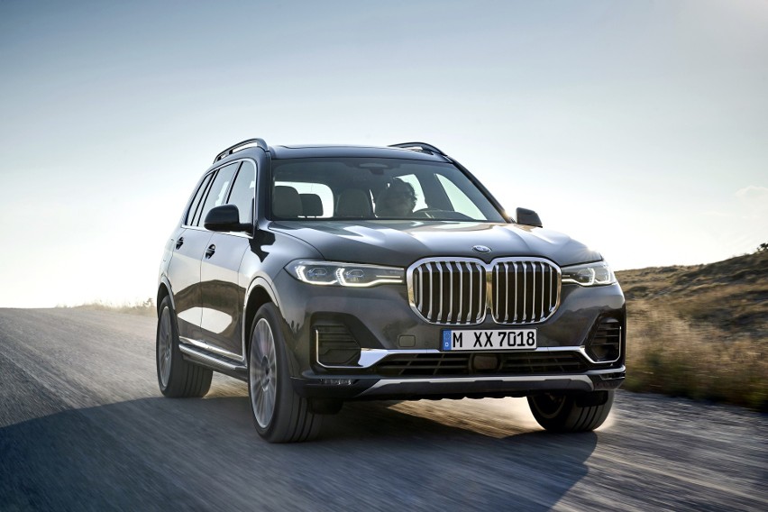 BMW X7...