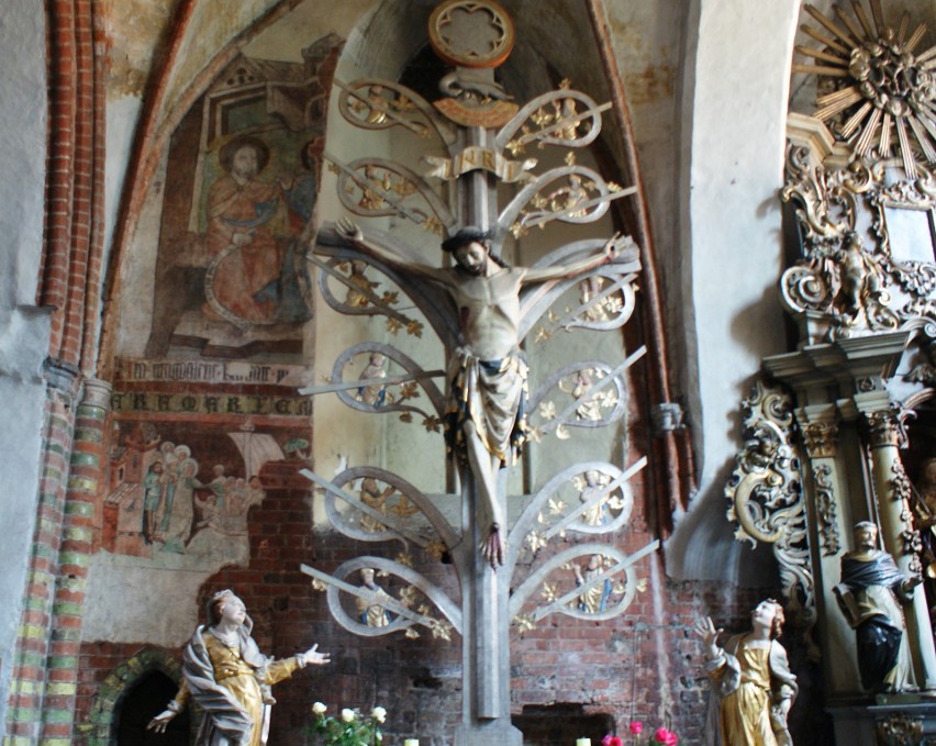 Gotycki krucyfiks mistyczny w kościele pw. św. Jakuba w...