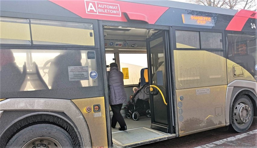 Mieszkańcy Oświęcimia zwracają uwagę, że miejskie autobusy...