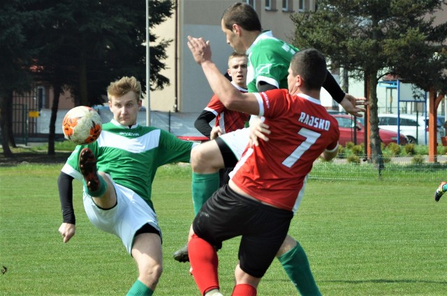 Jedenastka 19. kolejki wadowickiej okręgówki. Szlagierem było zwycięstwo Nadwiślaninu Gromiec nad Rajskiem 3:1.