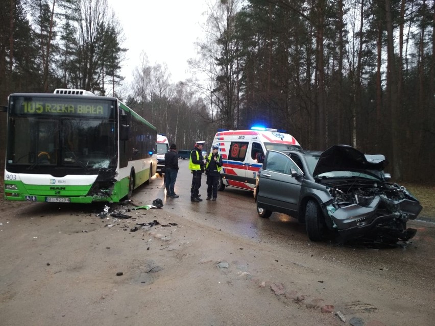 Grabówka. Wypadek na przedłużeniu 42. Pułku Piechoty. Honda...