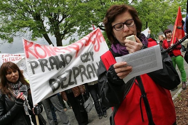 Tak wyglądał jeden z protestów byłych pracowników SP ZOZ w Kostrzynie, zorganizowany przed siedzibą powiatu gorzowskiego.