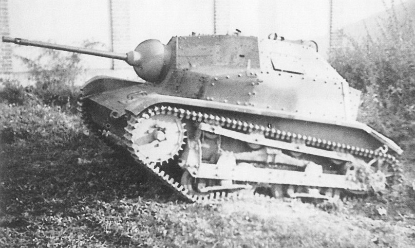 TKS był ulepszoną wersją czołgu TK-3. Został skonstruowany w...