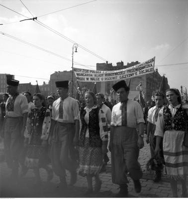 Dożynki Centralne w Warszawie - 1958 roku. Uczestnicy...