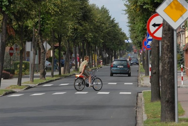 Na razie jeszcze na głównej ulicy miasta - Wojska Polskiego nie pojawi się nowy parking