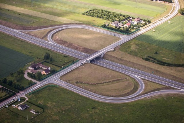 Na ostatnim posiedzeniu Sejmu powrócił temat drogi ekspresowej S6. Głównie w kontekście planów Ministerstwa Infrastruktury i Budownictwa dotyczących budowy nowej drogi krajowej z Gdyni do Władysławowa oraz realizacji północnej obwodnicy Gdyni.