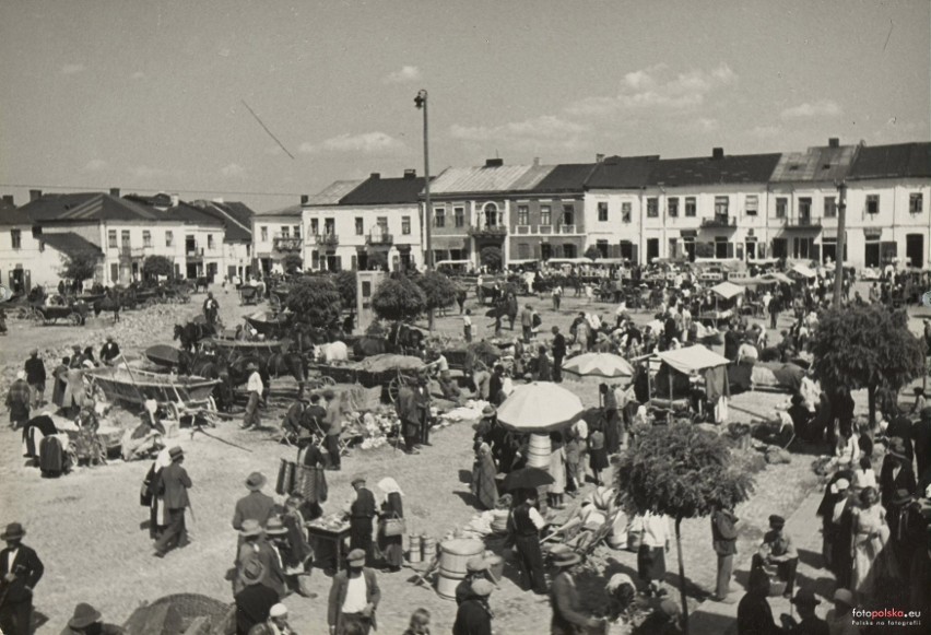 1936 , Plac Piłsudskiego w Stopnicy.