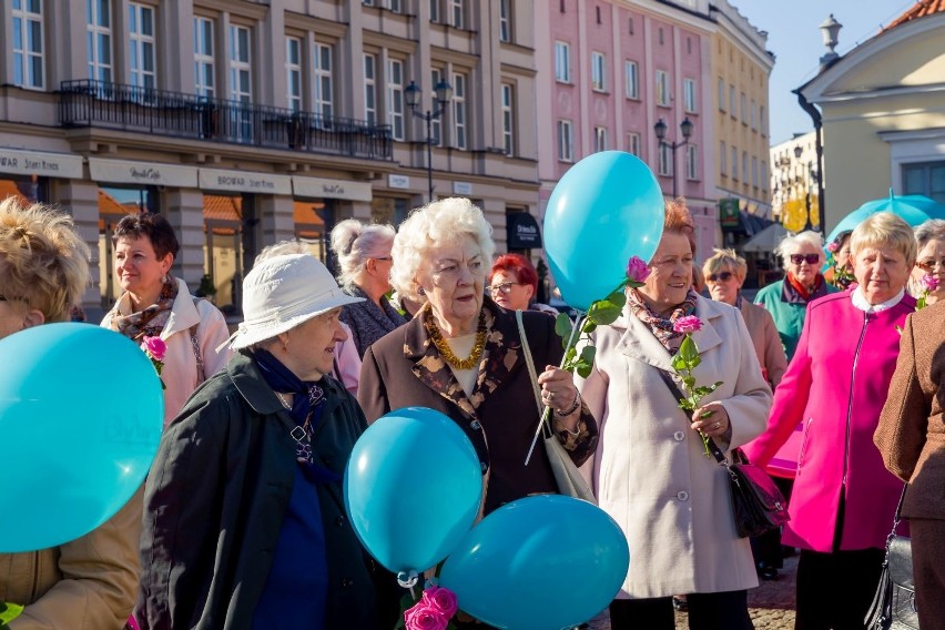XII Marsz Nadziei "Rak to nie wyrok" przeszedł ulicami Białegostoku (zdjęcia)