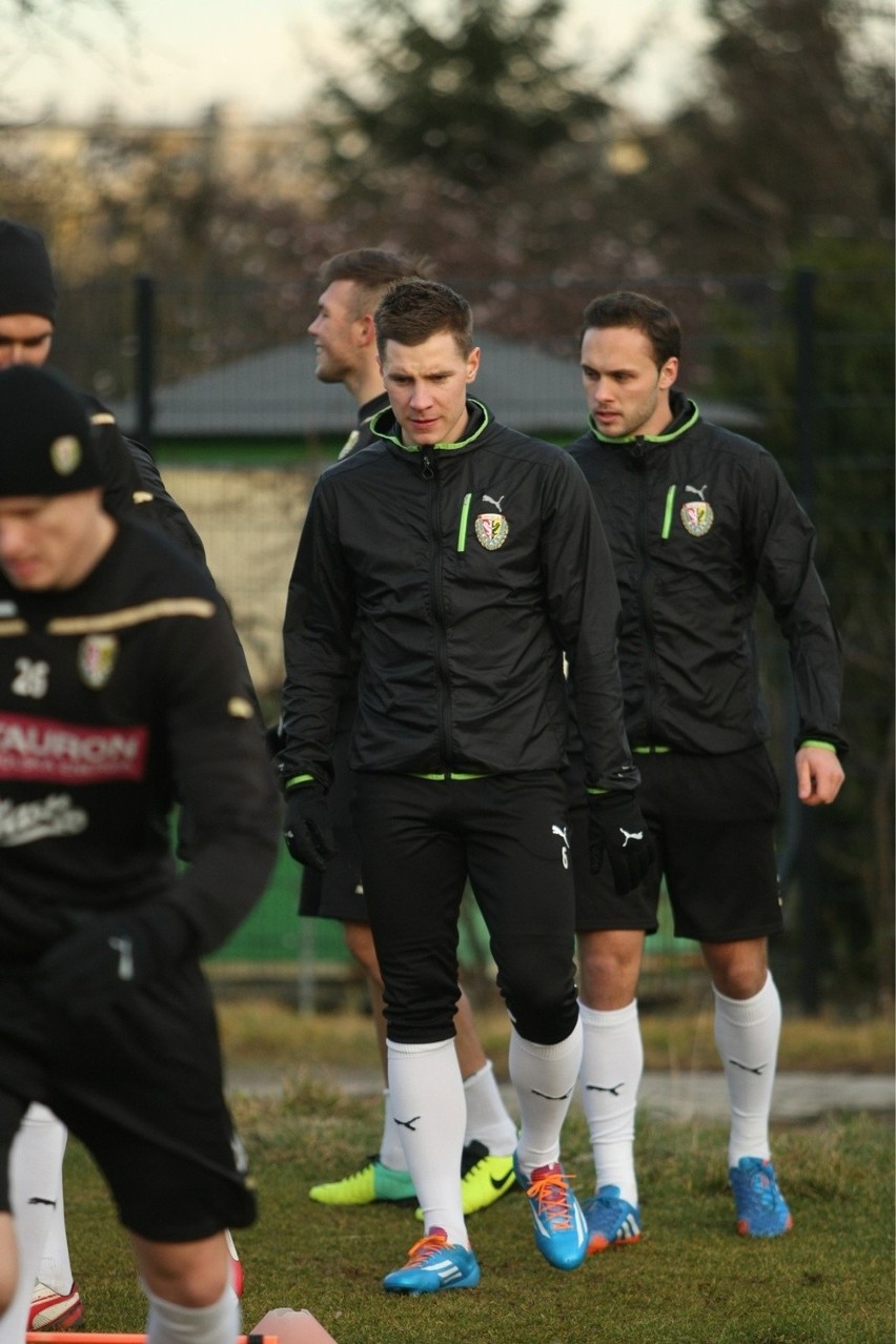 Pierwszy trening Śląska po przerwie. Z nowymi piłkarzami (ZDJĘCIA)